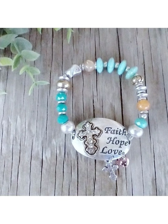 Jewelry - NWT Western Faith Hope Love Stretch Bracelet